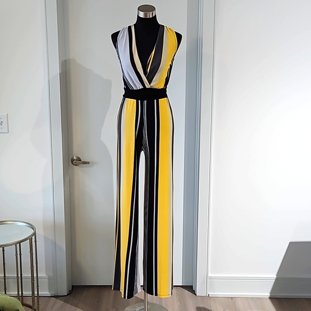 Wide leg Jumpsuit